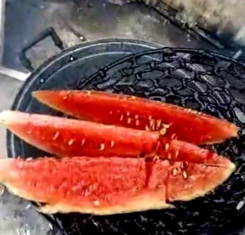 暗黑料理吃瓜爆料,一场味蕾与真相的较量