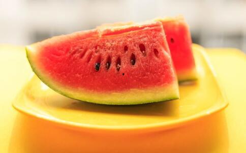 吃了哈密瓜吃西瓜有蒜味,揭秘蒜味之谜