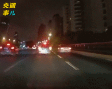 下雨吃瓜动图,一场别开生面的动图盛宴  第2张